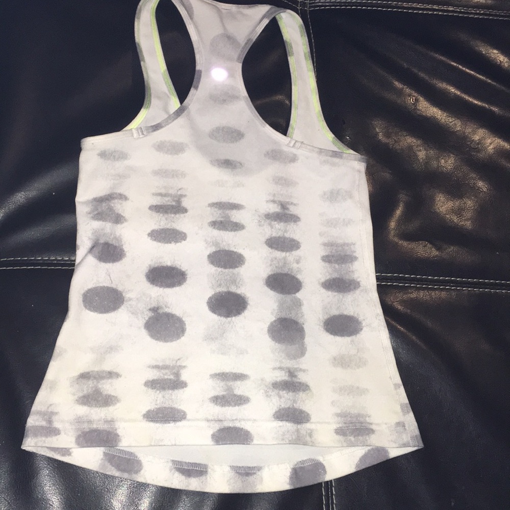 Lululemon Tank sz small .